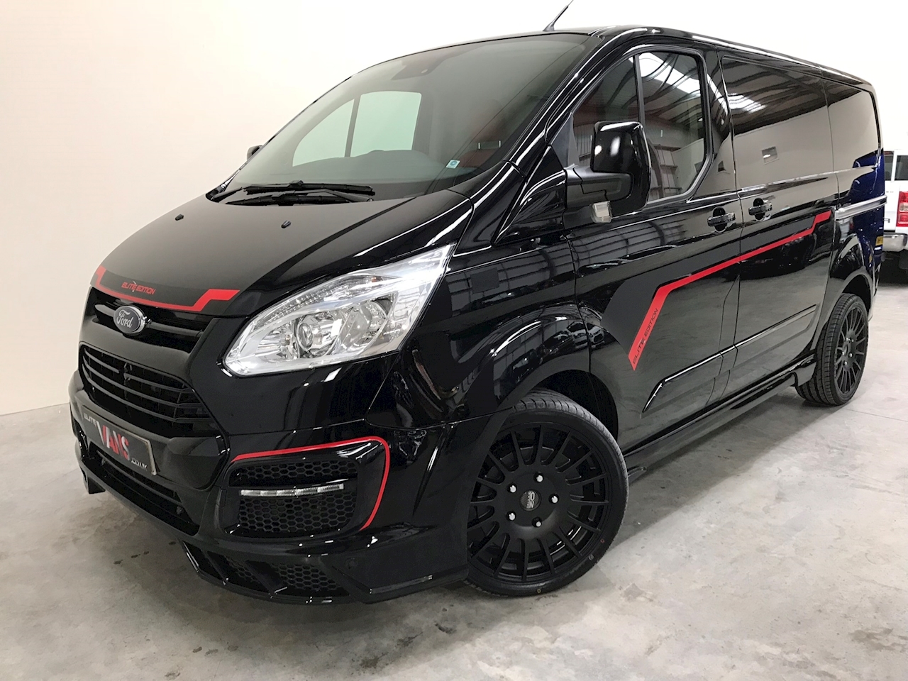 Used 2017 Ford Transit Custom 270 Limited Elite Edition For Sale (U77 ...