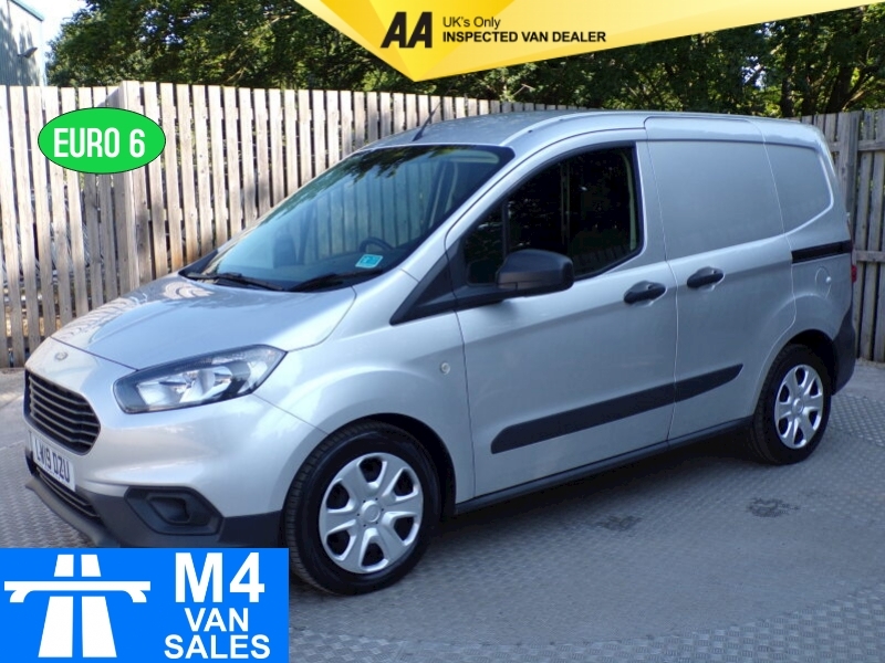 Ford Transit Courier Trend With *PETROL* A/C Heated Screen EURO 6 Image 1