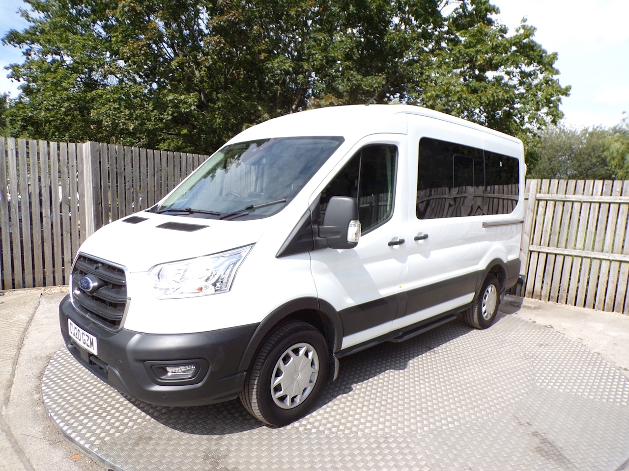 Used 2020 Ford Transit 350 Trend Ecoblue 12 seater 3.5T (U3493) | M4 ...