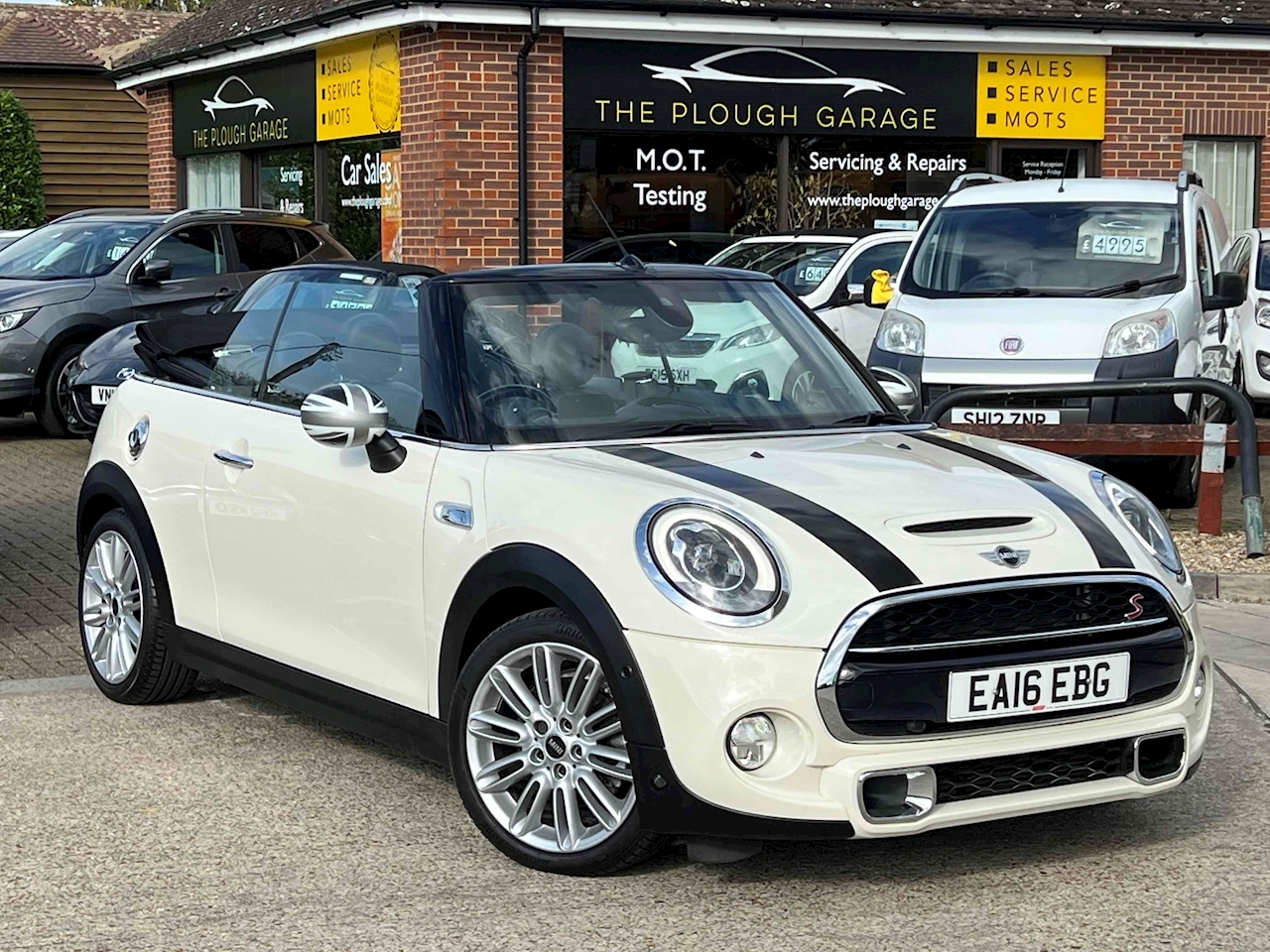 2.0 Cooper S Convertible 2dr Petrol Auto Euro 6 (s/s) (192 ps)