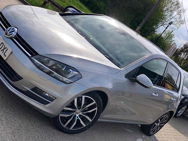 Volkswagen Golf  - U10001229