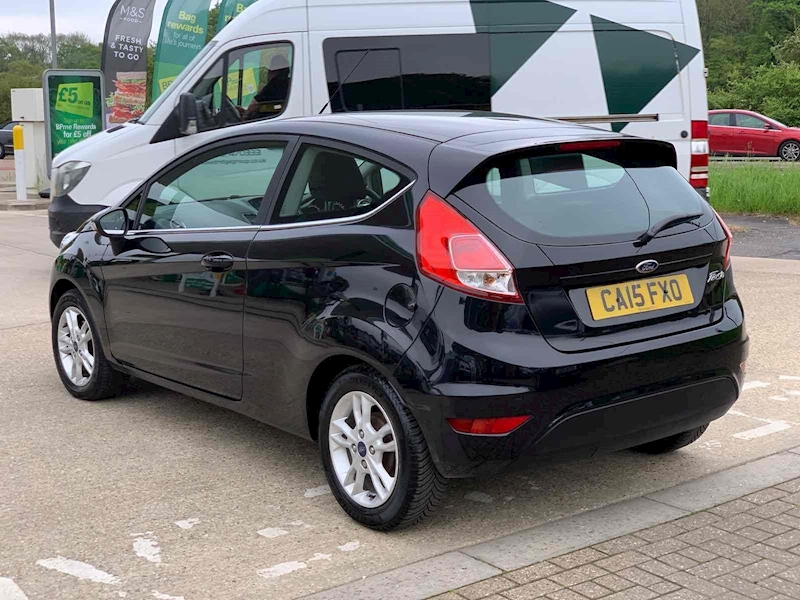 Ford Fiesta Zetec - U10001252