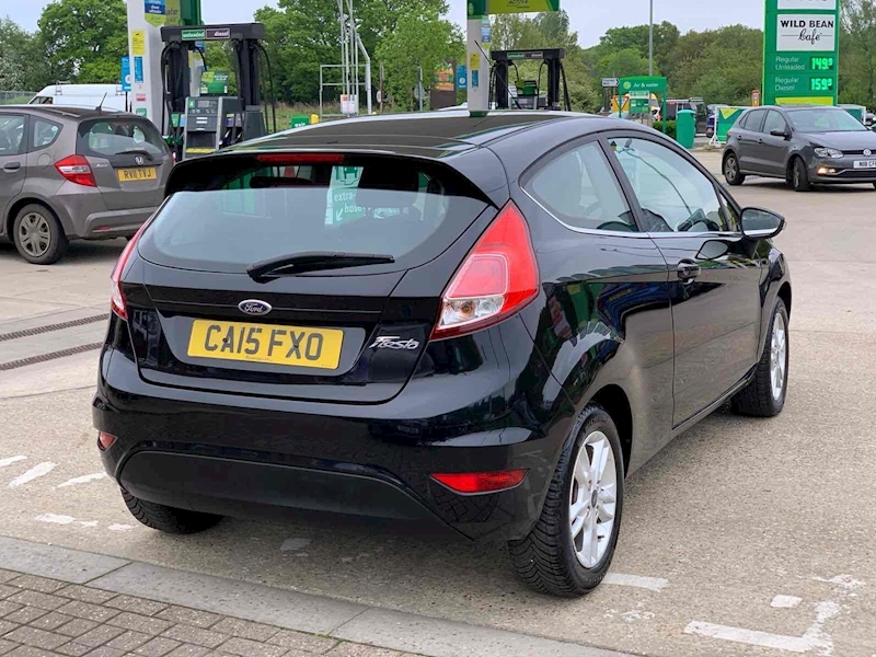 Ford Fiesta Zetec - U10001252