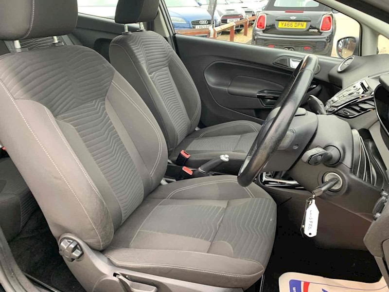 Ford Fiesta Zetec - U10001252