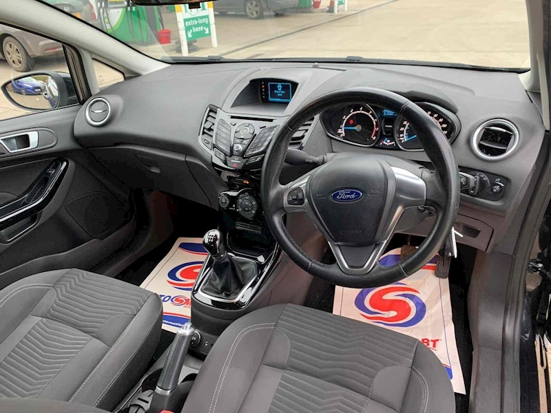 Ford Fiesta Zetec - U10001252