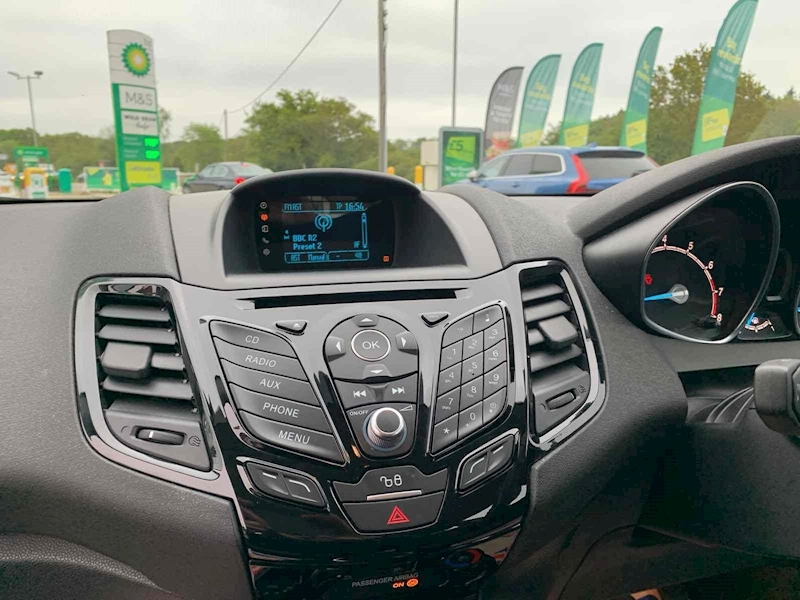 Ford Fiesta Zetec - U10001252