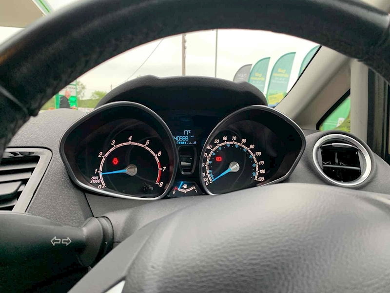 Ford Fiesta Zetec - U10001252