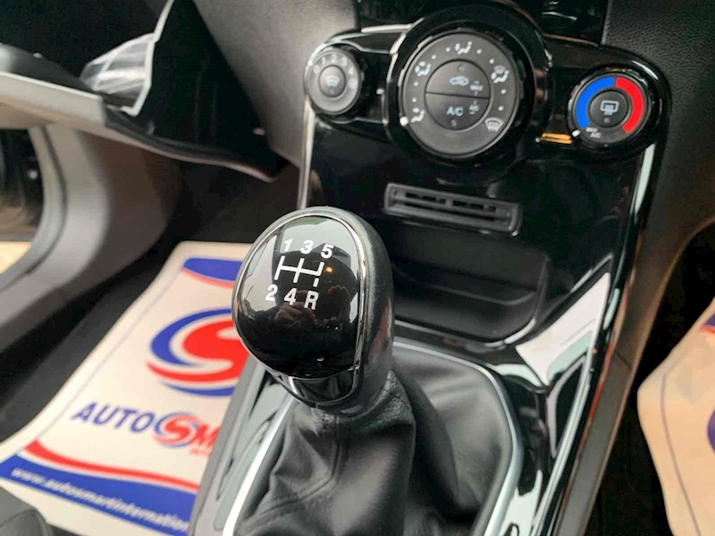 Ford Fiesta Zetec - U10001252