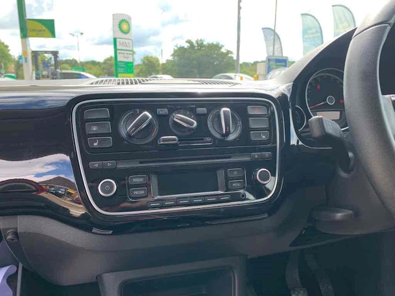 Volkswagen up! High up! - U10001350