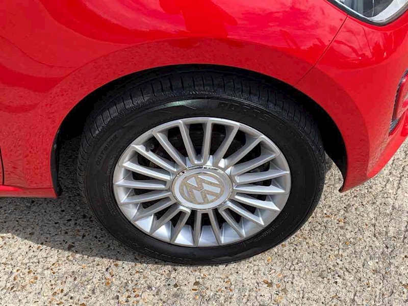 Volkswagen up! High up! - U10001350