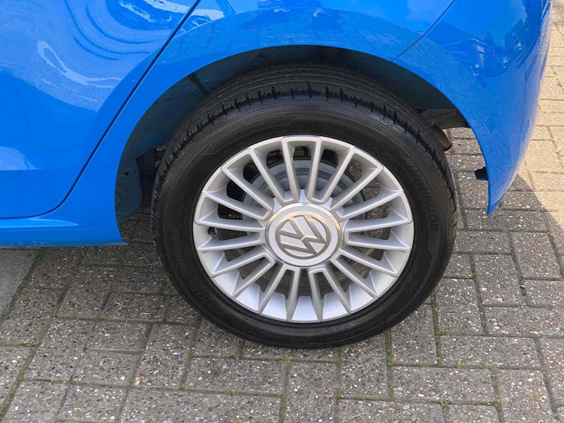 Volkswagen up! High up! - U10001455