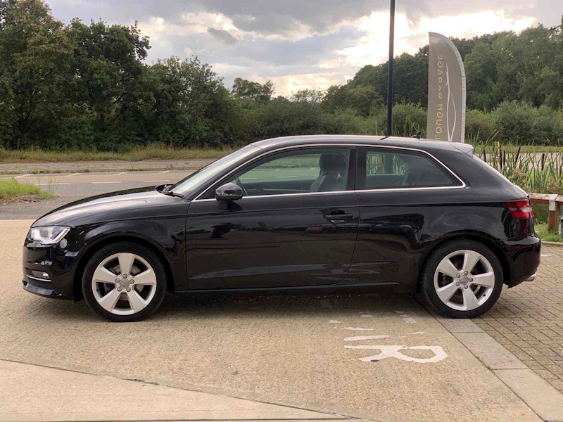 Audi A3 TFSI CoD Sport - U10001476