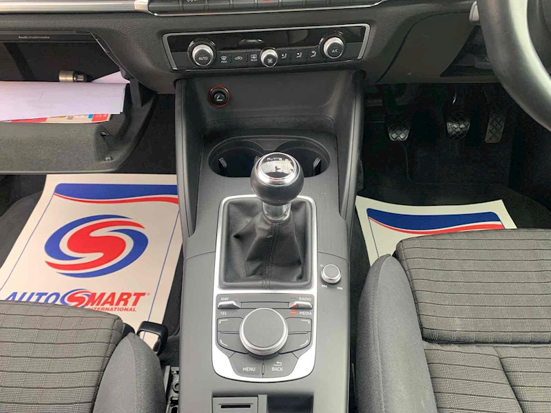 Audi A3 TFSI CoD Sport - U10001476