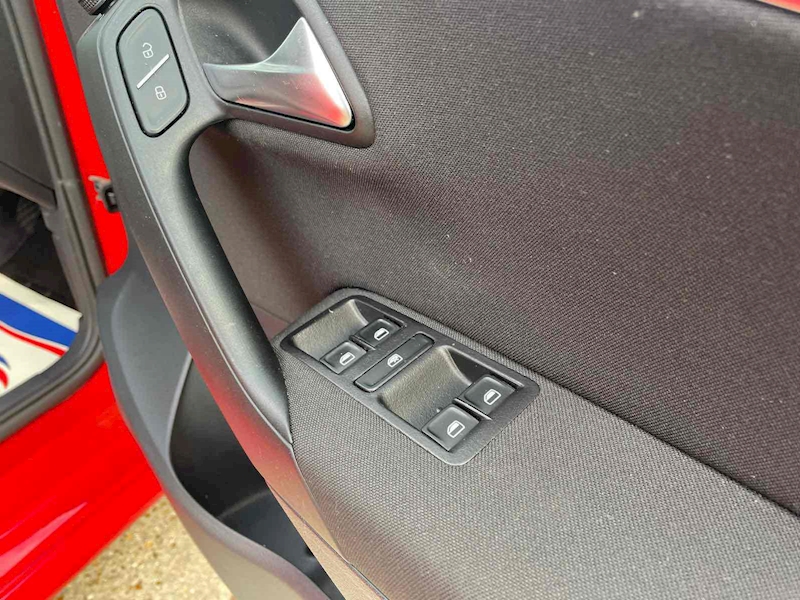 Volkswagen Polo BlueMotion Tech SE - U10001520