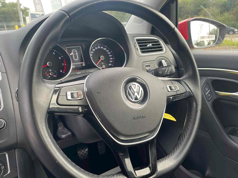 Volkswagen Polo BlueMotion Tech SE - U10001520