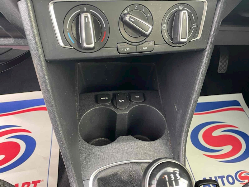 Volkswagen Polo BlueMotion Tech SE - U10001520