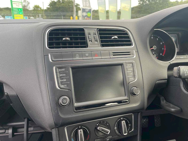 Volkswagen Polo BlueMotion Tech SE - U10001520