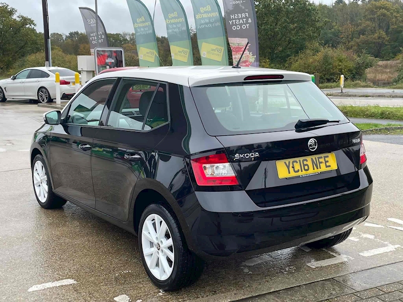 Skoda Fabia TSI Colour Edition - U10001579