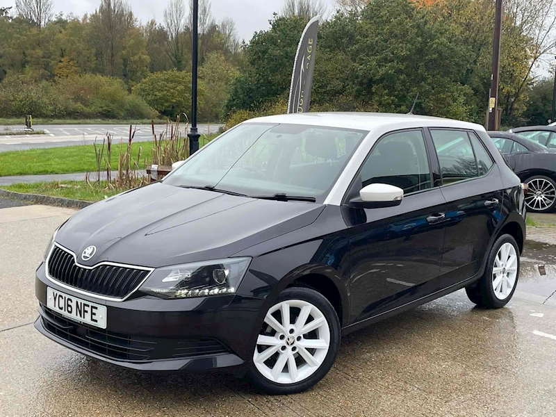 Skoda Fabia TSI Colour Edition - U10001579