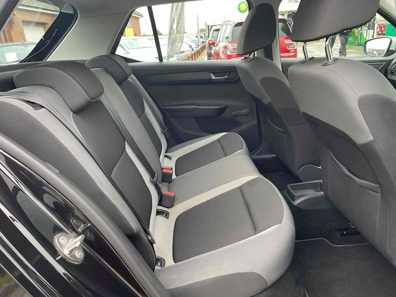 Skoda Fabia TSI Colour Edition - U10001579