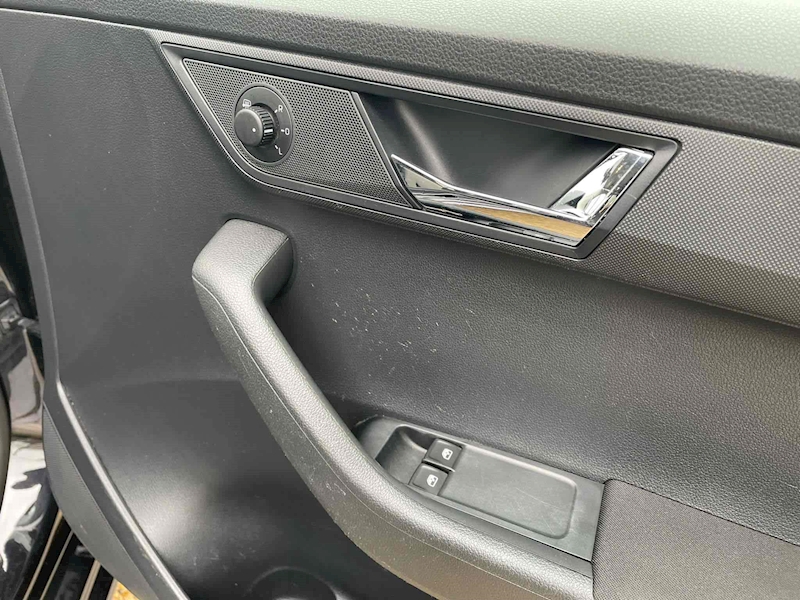 Skoda Fabia TSI Colour Edition - U10001579