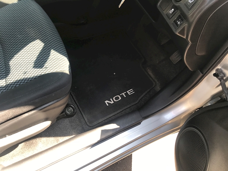 Nissan Note Acenta Premium - Large 11