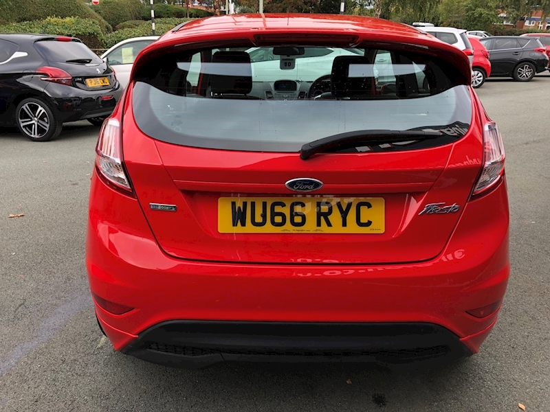 Ford Fiesta St-Line - Large 18