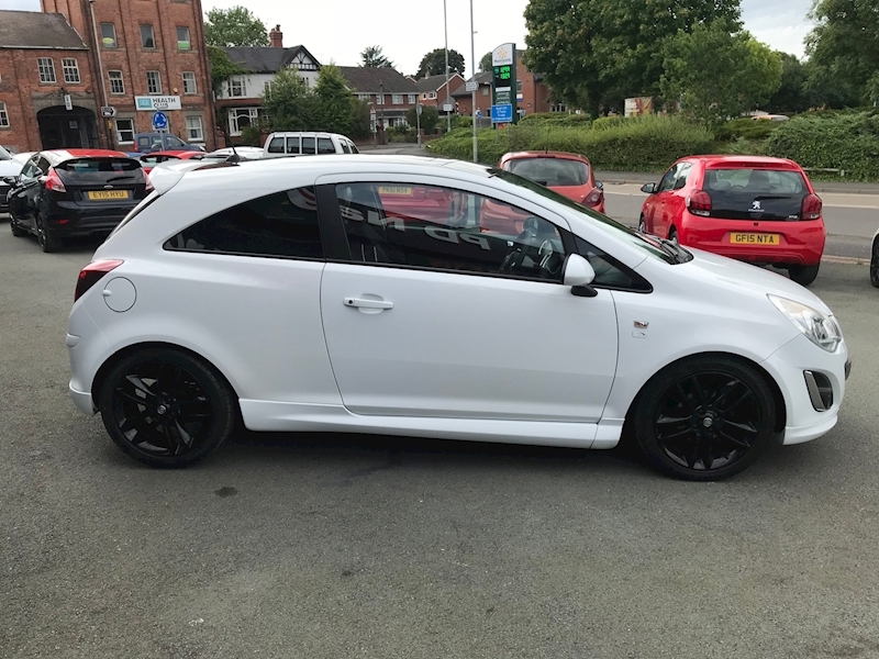 Vauxhall Corsa Limited Edition - Large 15