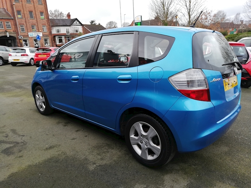 Honda Jazz I-Vtec Es - Large 3