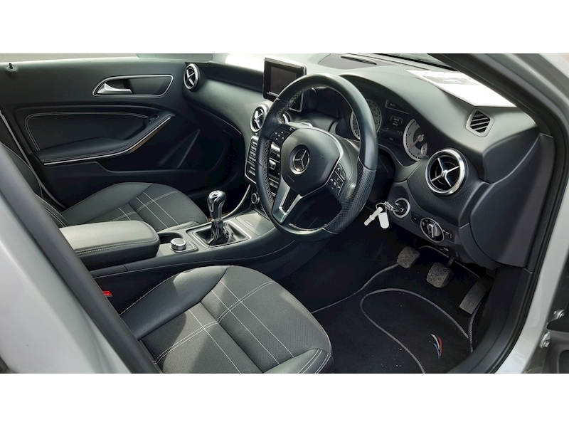 Mercedes-Benz A-Class A200 Cdi Blueefficiency Sport - Large 5