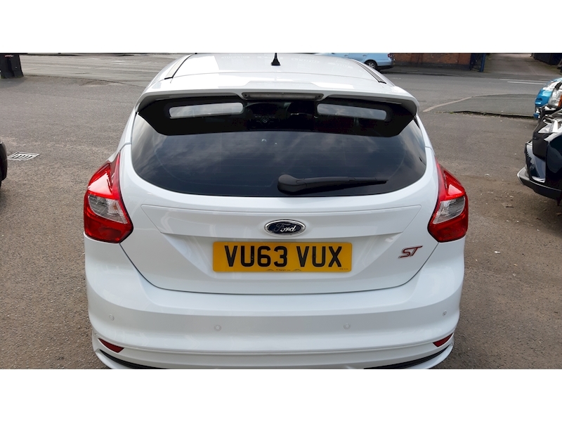 Ford Focus St-2 - Large 3