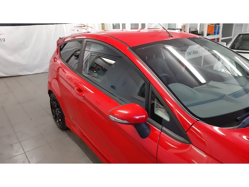 Ford fiesta zetec s deals wind deflectors