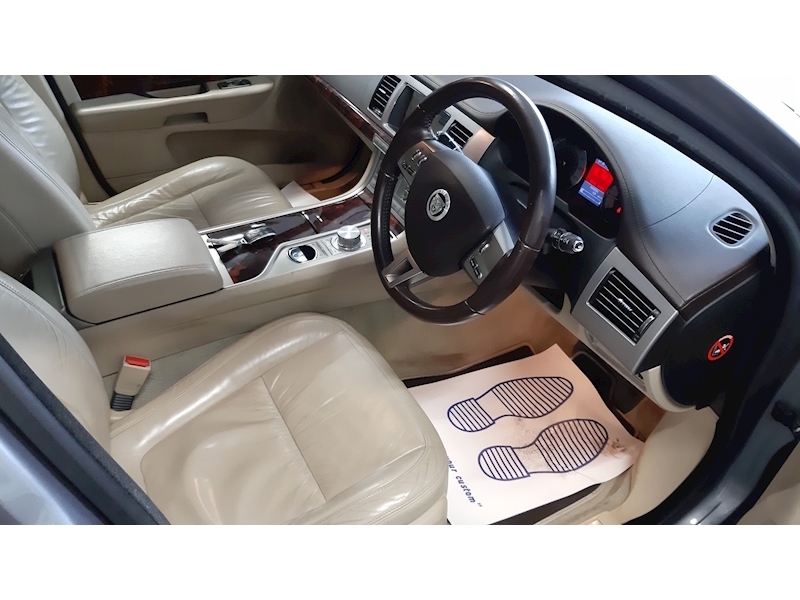 Jaguar Xf V6 Luxury - Large 9
