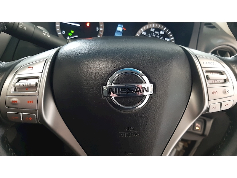 Nissan Navara Dci Tekna 4X4 Shr Dcb - Large 20