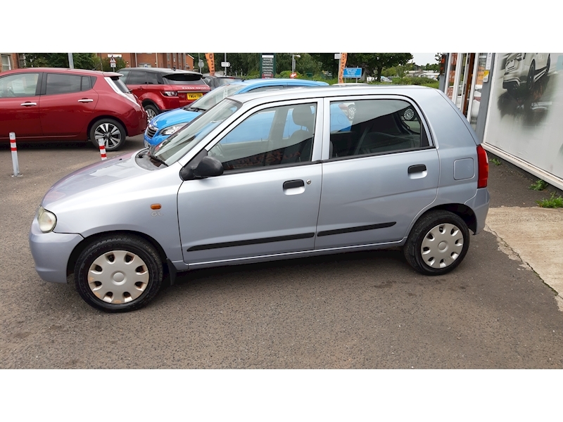 Suzuki Alto GL - Large 4