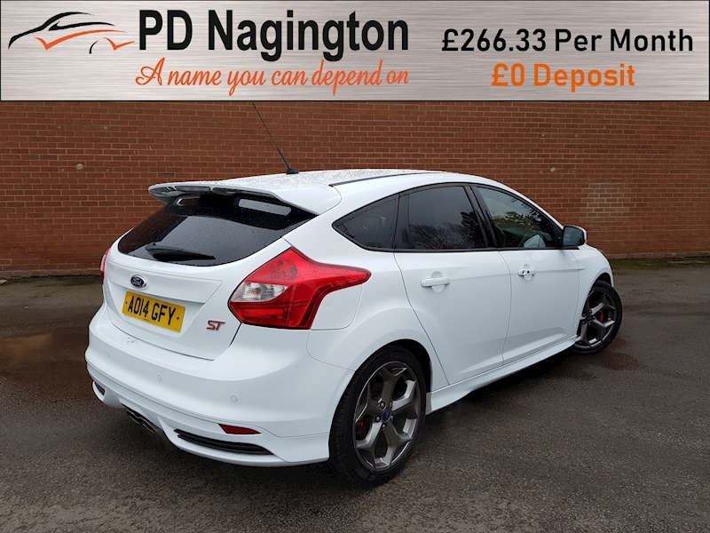 Ford Focus St-3 - Large 5