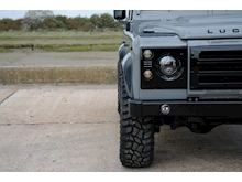 Land Rover Defender 110 2015 - Thumb 7