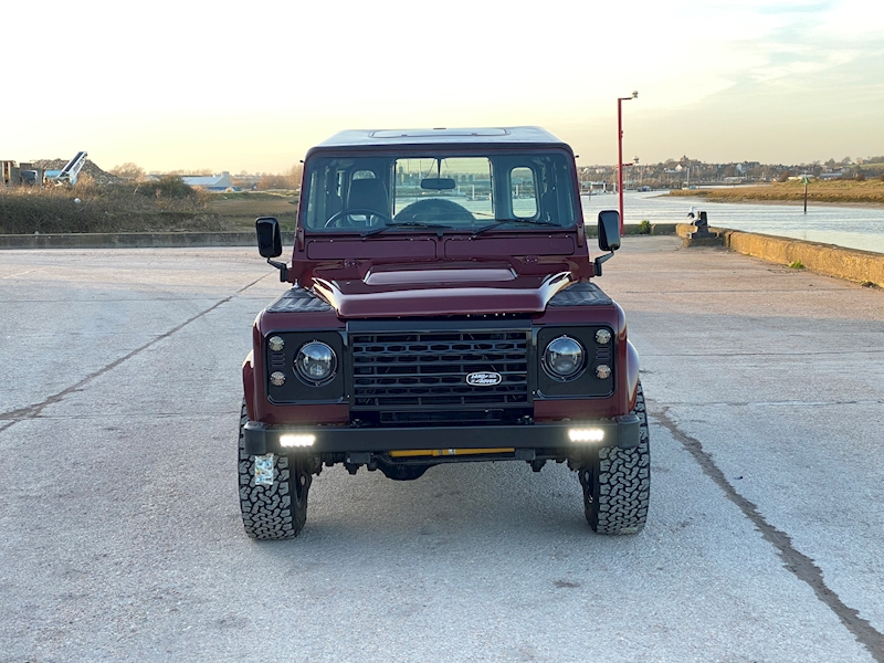 Land Rover Defender 110 V8 Csw