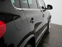 2.0 TDI BlueMotion Tech R-Line SUV 5dr Diesel DSG 4WD (s/s) (159 g/km, 175 bhp)