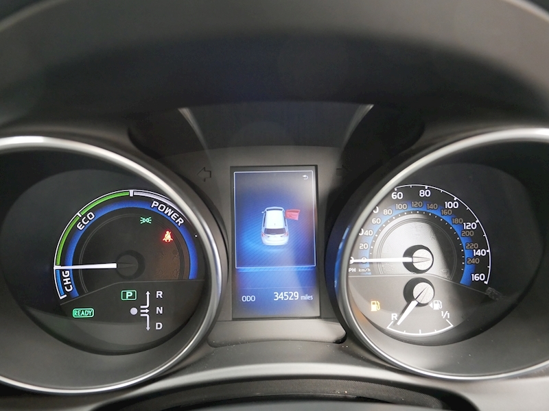 Toyota 1.8 VVT-h Design Hatchback 5dr Petrol Hybrid CVT (s/s) (136 ps)