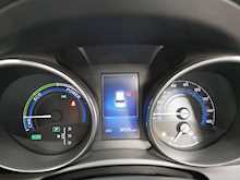 Toyota Auris VVT-h Design 