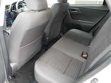 Toyota Auris VVT-h Design 