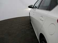 Toyota Auris VVT-h Design 