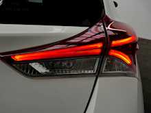 Toyota Auris VVT-h Design 