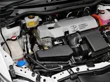 Toyota Auris VVT-h Design 