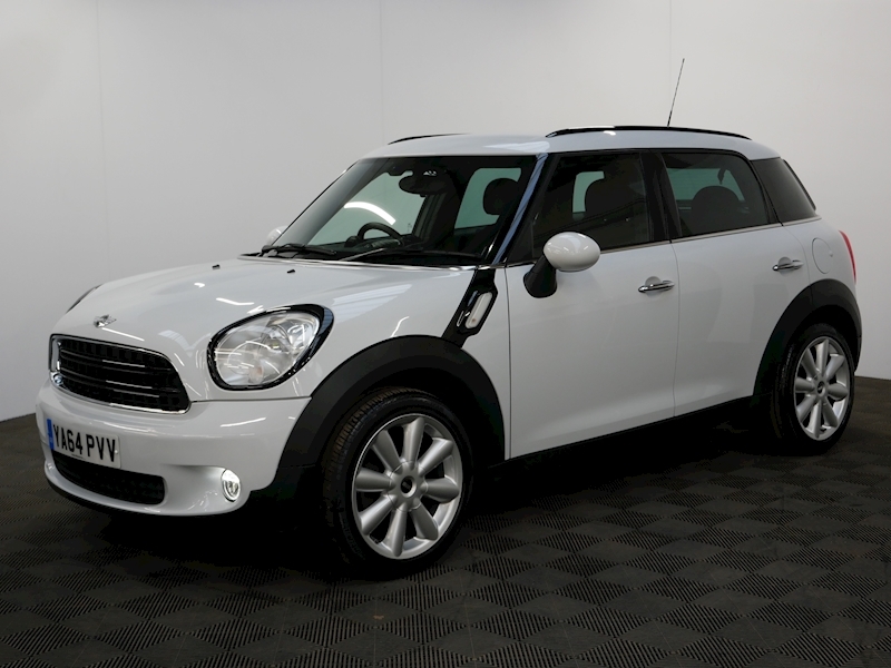 MINI 1.6 Cooper SUV 5dr Petrol Manual (137 g/km, 122 bhp)