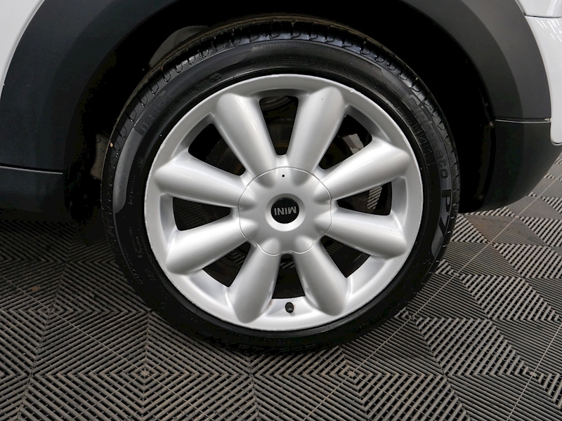 MINI 1.6 Cooper SUV 5dr Petrol Manual (137 g/km, 122 bhp)