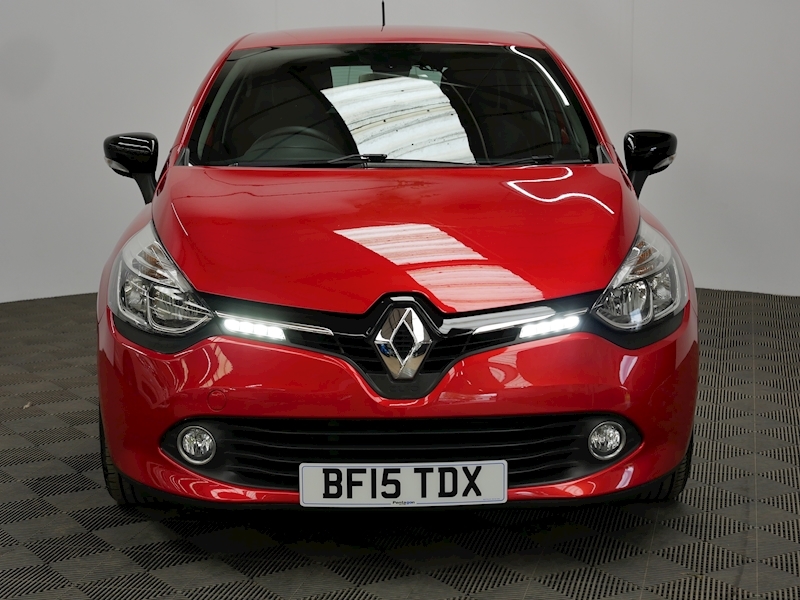 Renault 0.9 TCe Dynamique MediaNav Hatchback 5dr Petrol Manual (s/s) (104 g/km, 90 bhp)