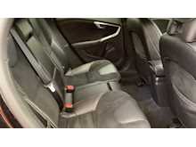 Volvo V40 D2 R-Design 