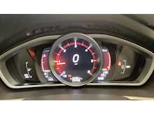 Volvo V40 D2 R-Design 